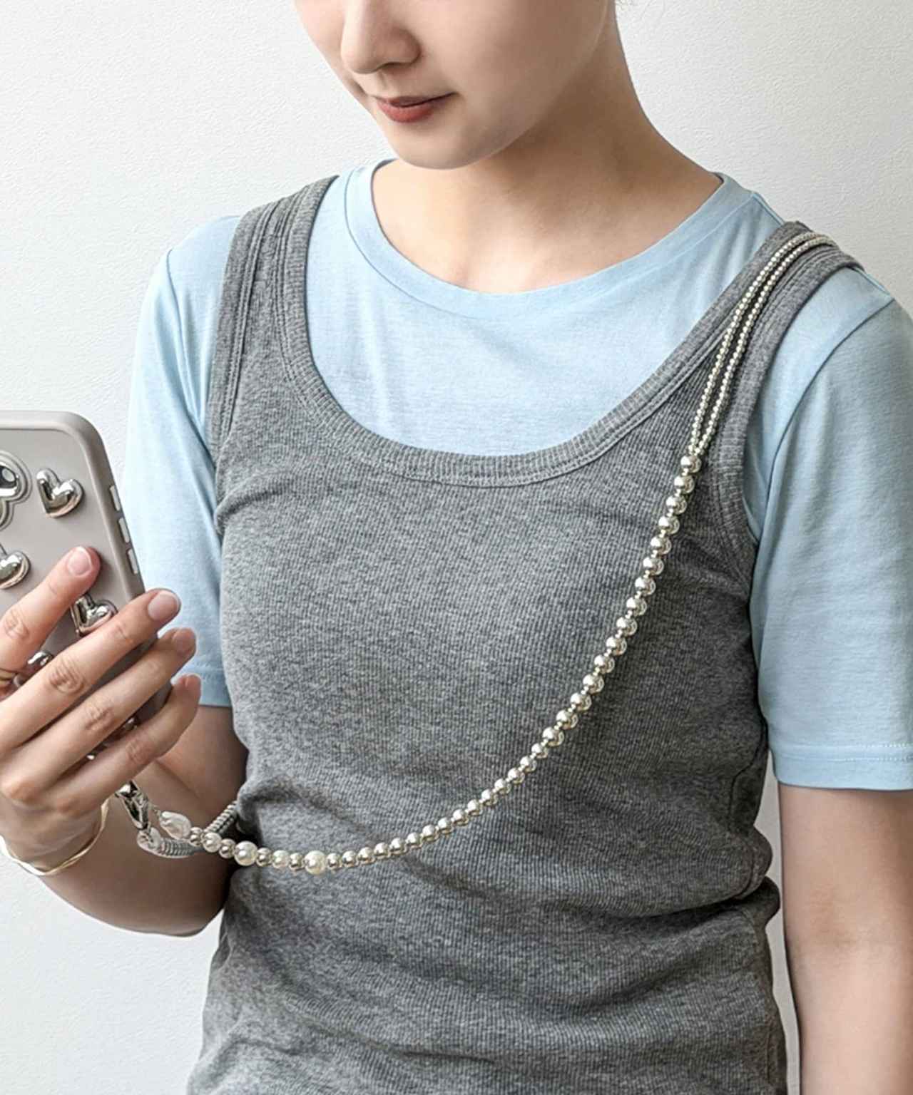 画像1: 出典：3COINS