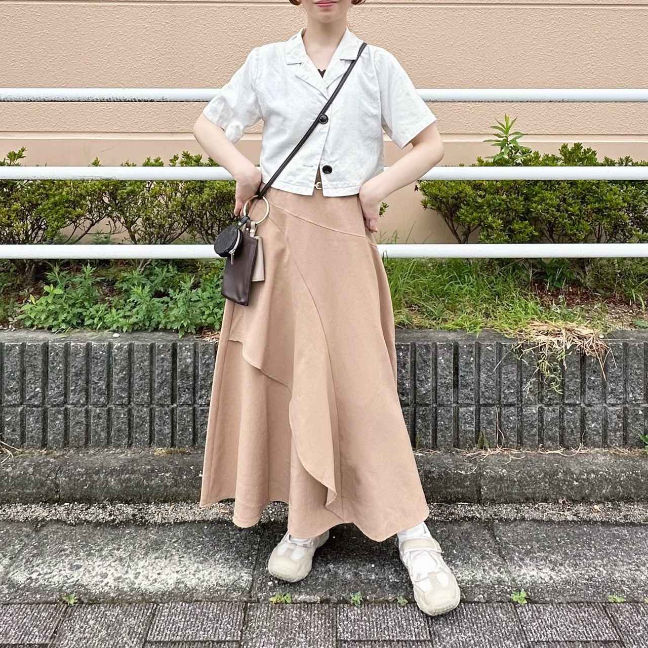 画像: ショートジャケット合わせでカジュアルに