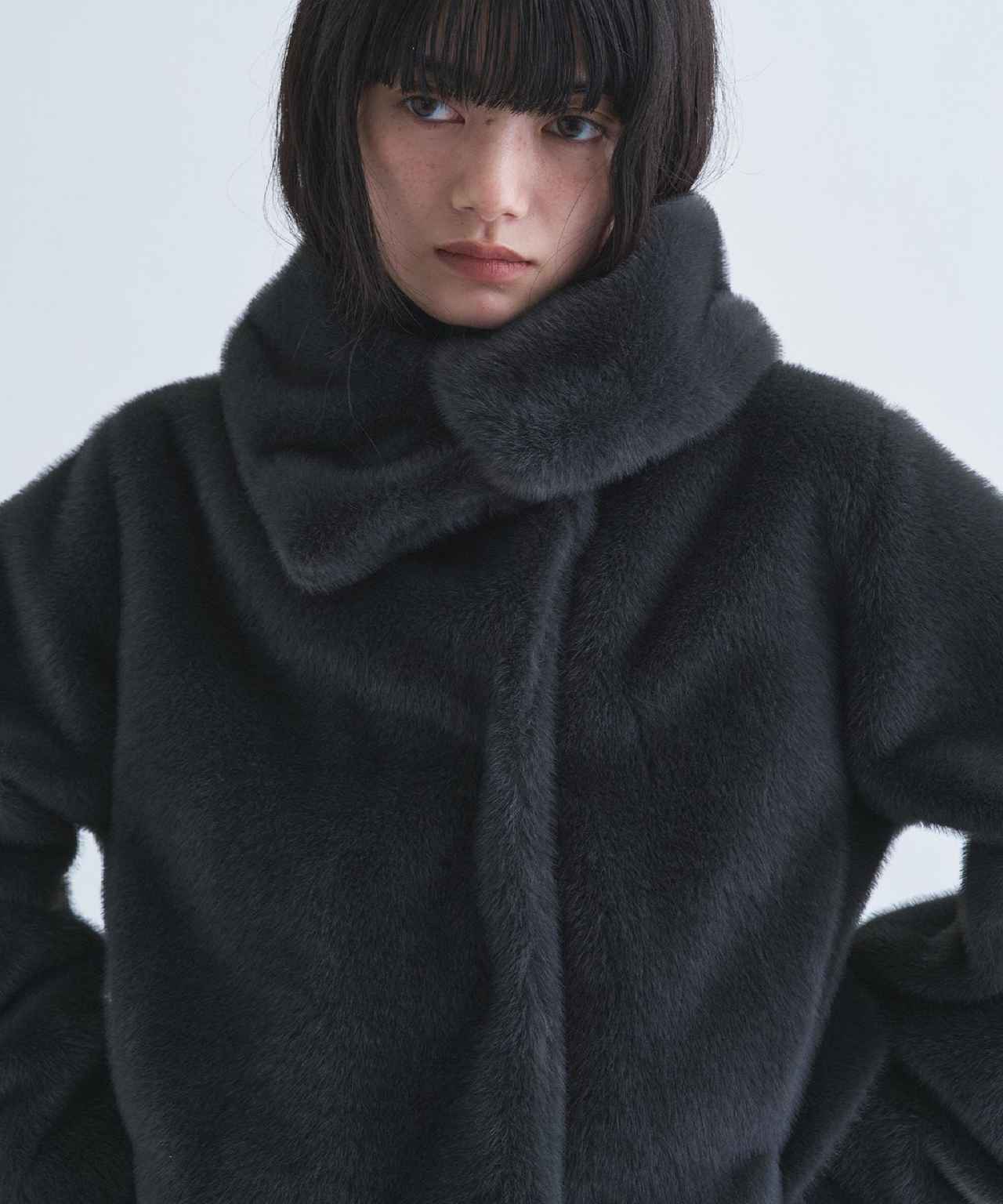 画像: 【Re】フェイクミンクショートジャケット（グレー、チャコールグレー）¥44,000 ◾️10月上旬発売予定 出典：コードエー
