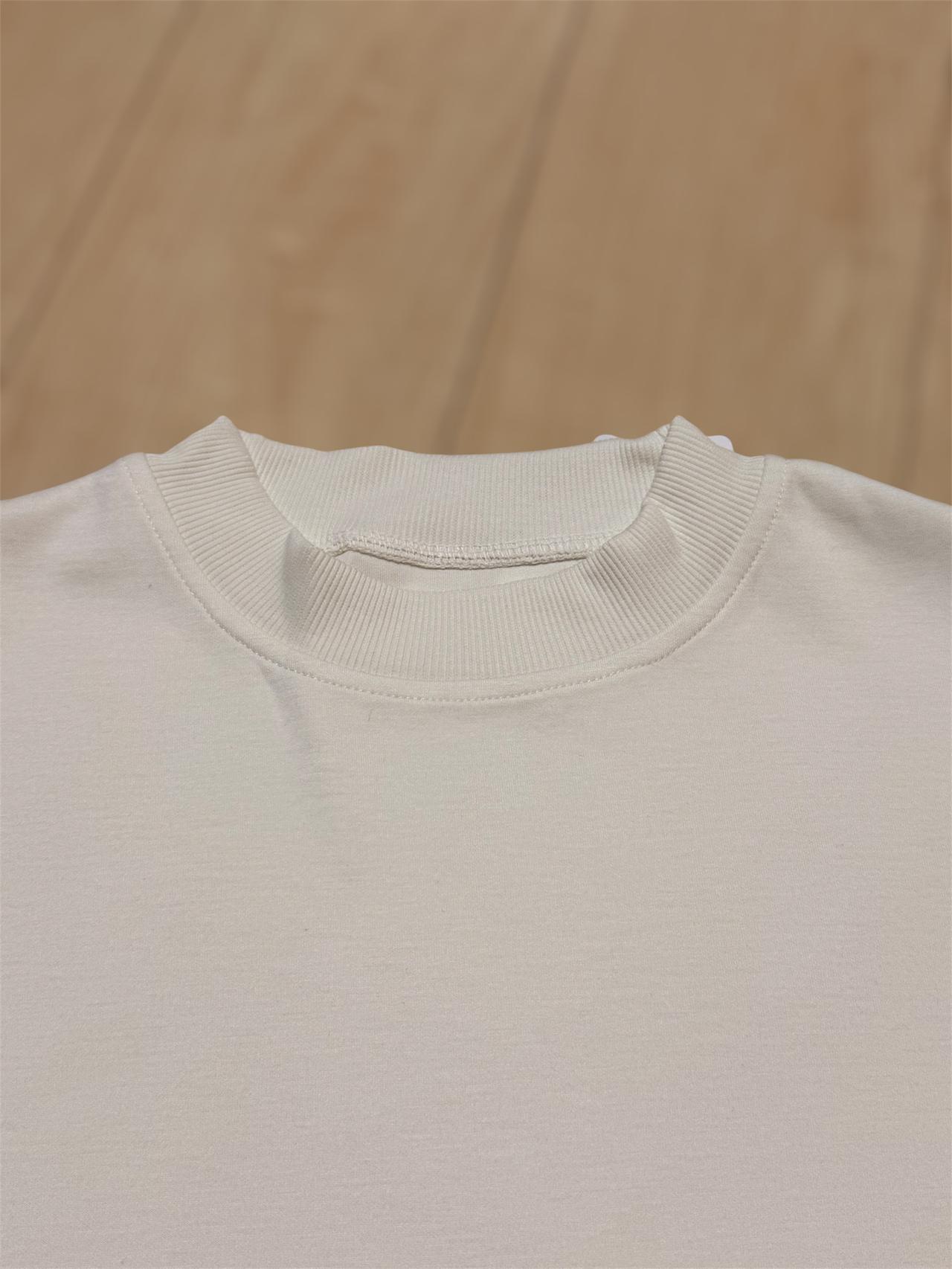 画像: 襟はモックネック