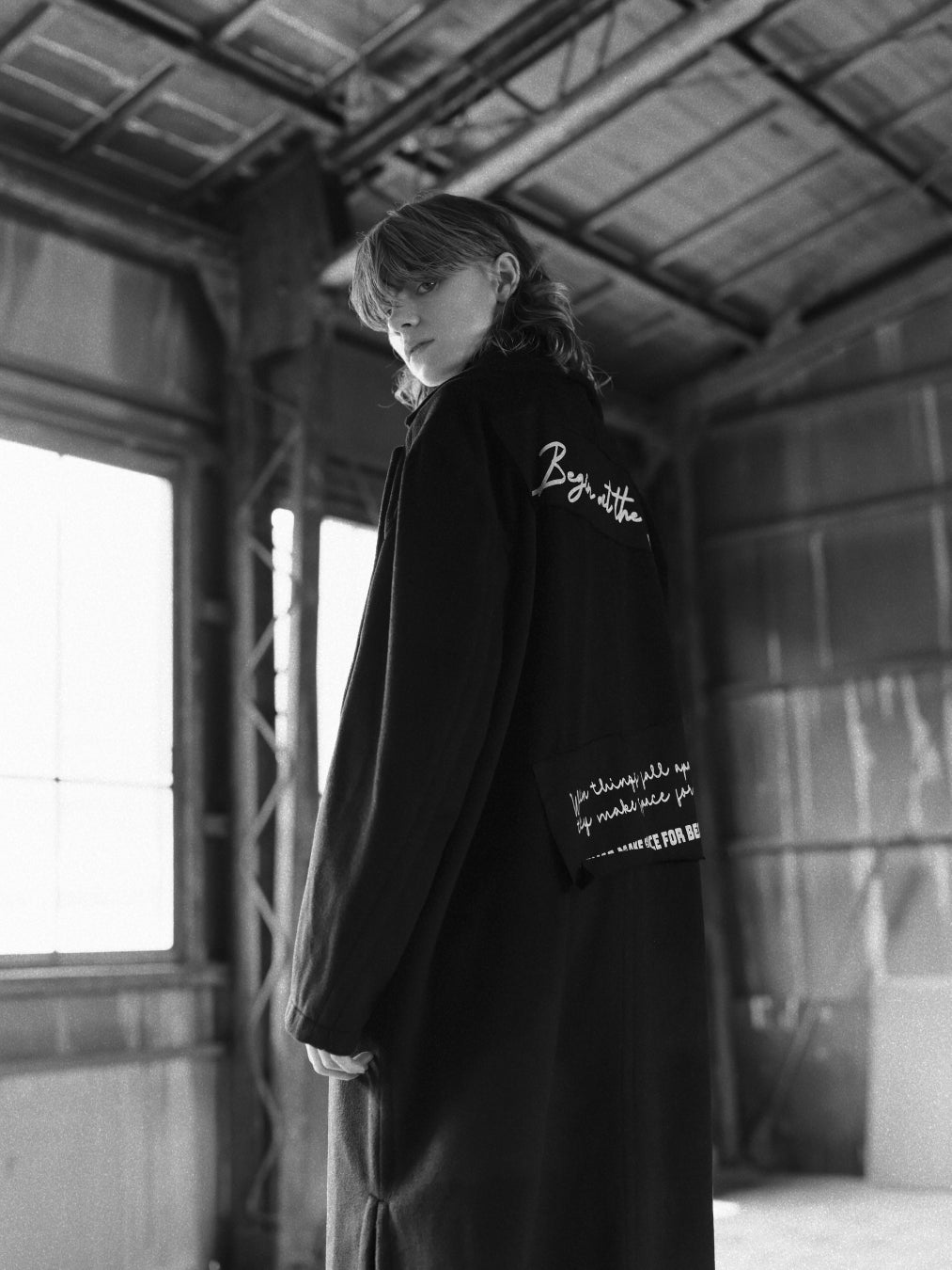 画像: FRAGMENTED PANEL COAT ¥55,000+tax