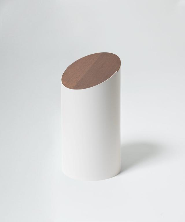 画像: Before：MOHEIM / SWING BIN