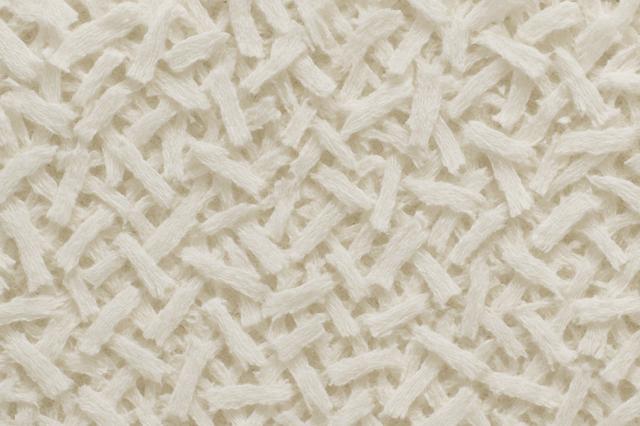 画像: 裁断されたアパレル