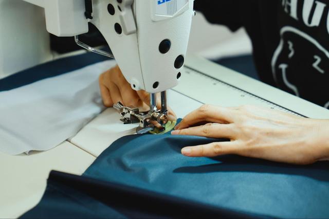 画像2: ◾️強み:自社製品縫製で磨いた高い技術。サンプル縫製から量産まで対応、スムーズな生産体制