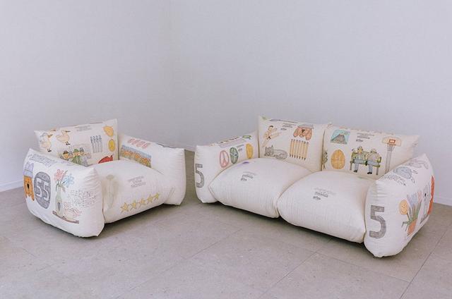 画像: ➊アート作品【マレンコ】ソファ（j.30000氏直筆の一点もの）