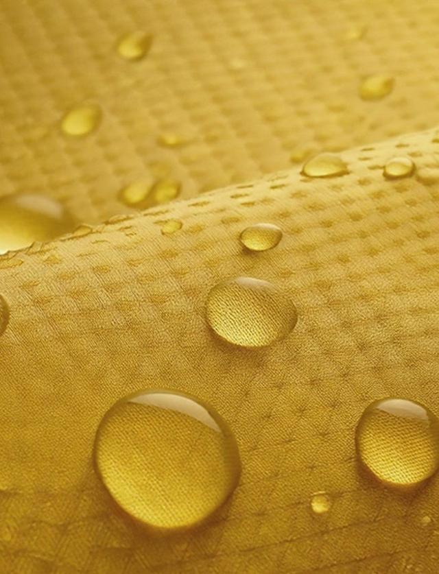 画像: 表地撥水イメージ
