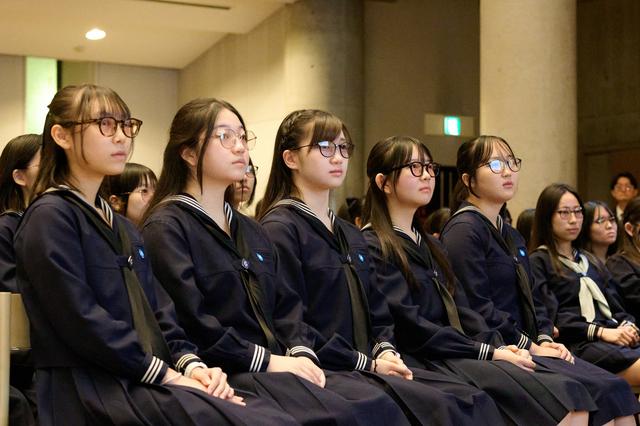 画像1: 女子聖学院中学校高校が採用、教育現場から目の紫外線対策醸成へ