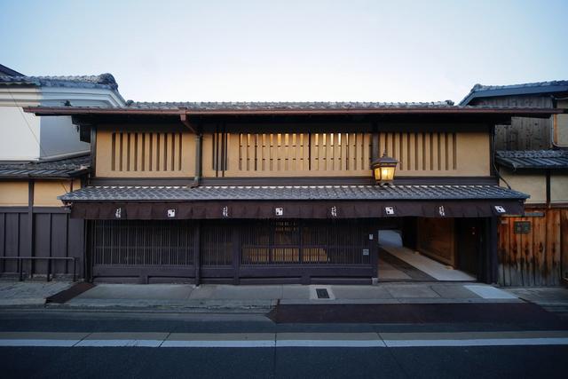 画像2: 京都「イラストレーター THE ROCKET GOLD STAR展」、東京「アーティスト TAKAHIRO MATSUZAKI展」も同時開催!! 六文字屋・岡文織物が創る新しい“西陣織体験“を〜