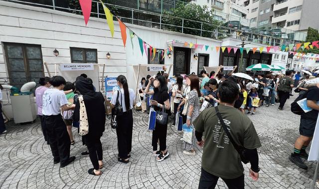 画像: 出展ブースに来ていただいたお客様