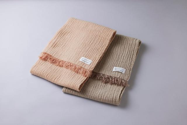 画像: ■『ホテルを彩った桜で染めたマフラー』 商品概要