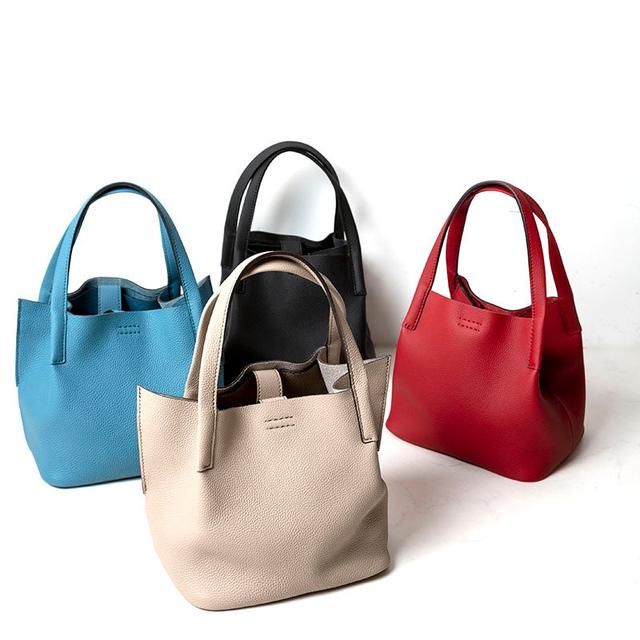 画像: ショッピングトート　　　　　　　　￥89,100(税込み)