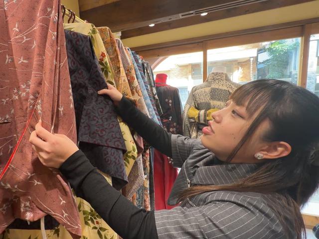 画像2: 【特徴1】元ファッションスタイリストが手掛ける「一点物の創作リメイク」