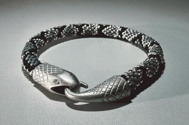 画像: The brand's first completely original hardware