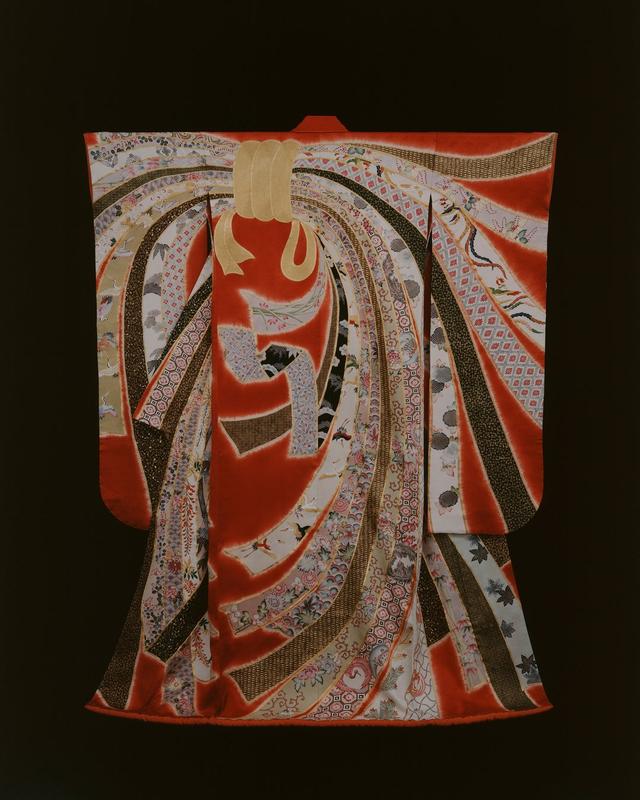 画像: 伝統的なモチーフを現代の感覚で