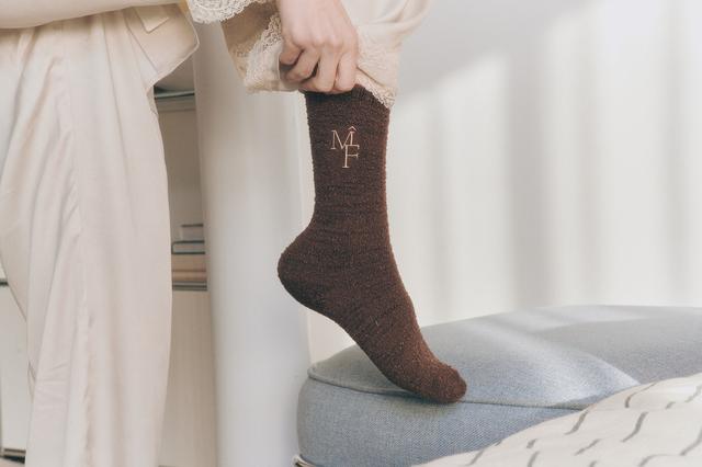 画像: MF 着圧刺繍ソックス(グリーン・ブラウン)