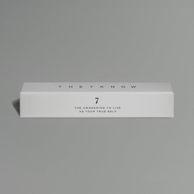 画像: ラベンダー、フランキンセンス、シダーウッド、クローブ、ムスク