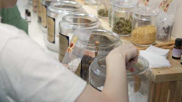 画像: バスソルトワークショップ(※イメージ)