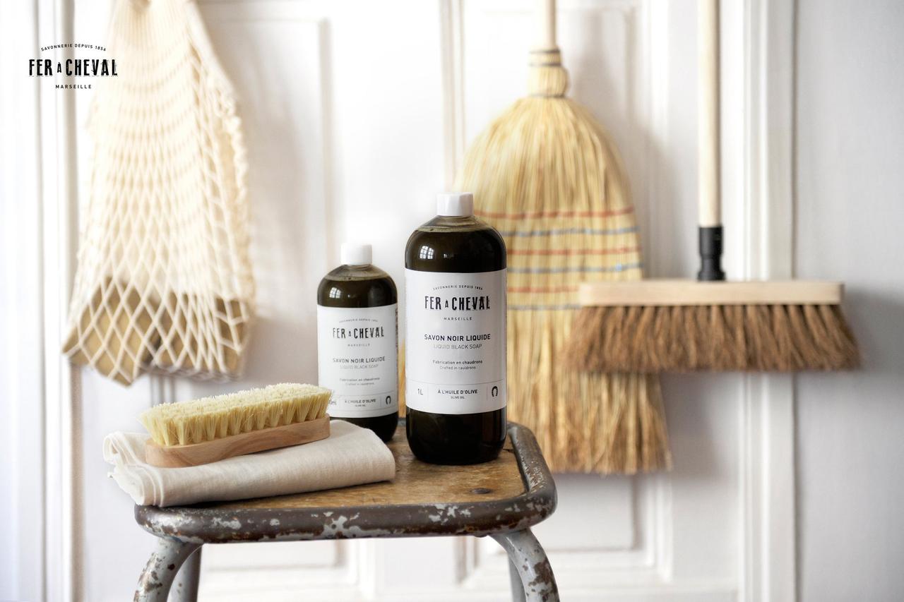 画像: リキッド500mL ¥2860 1L¥4400 ペースト500mL ¥3850