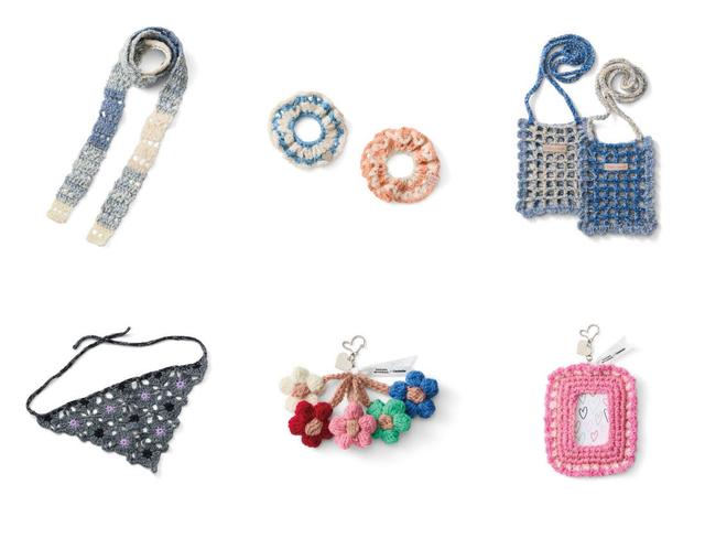 画像: 画像左上から時計回りに、ロングマフラー、フリルシュシュ、サコッシュ、フォトカードケース、フラワーモチーフのチャーム、バブーシュカ