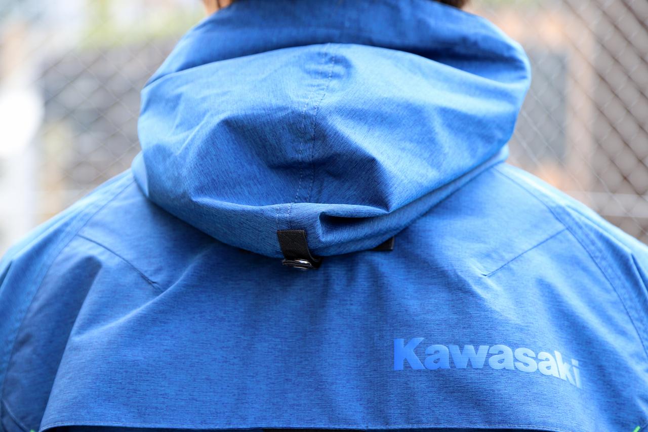 画像1: ▲さりげなく「Kawasaki」ロゴやライムグリーンカラーが各所に使われています。