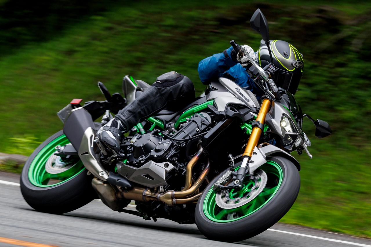 画像1: 大人気モデル「Z900RS」とはまた異なる魅力を持つ「Z900 SE」