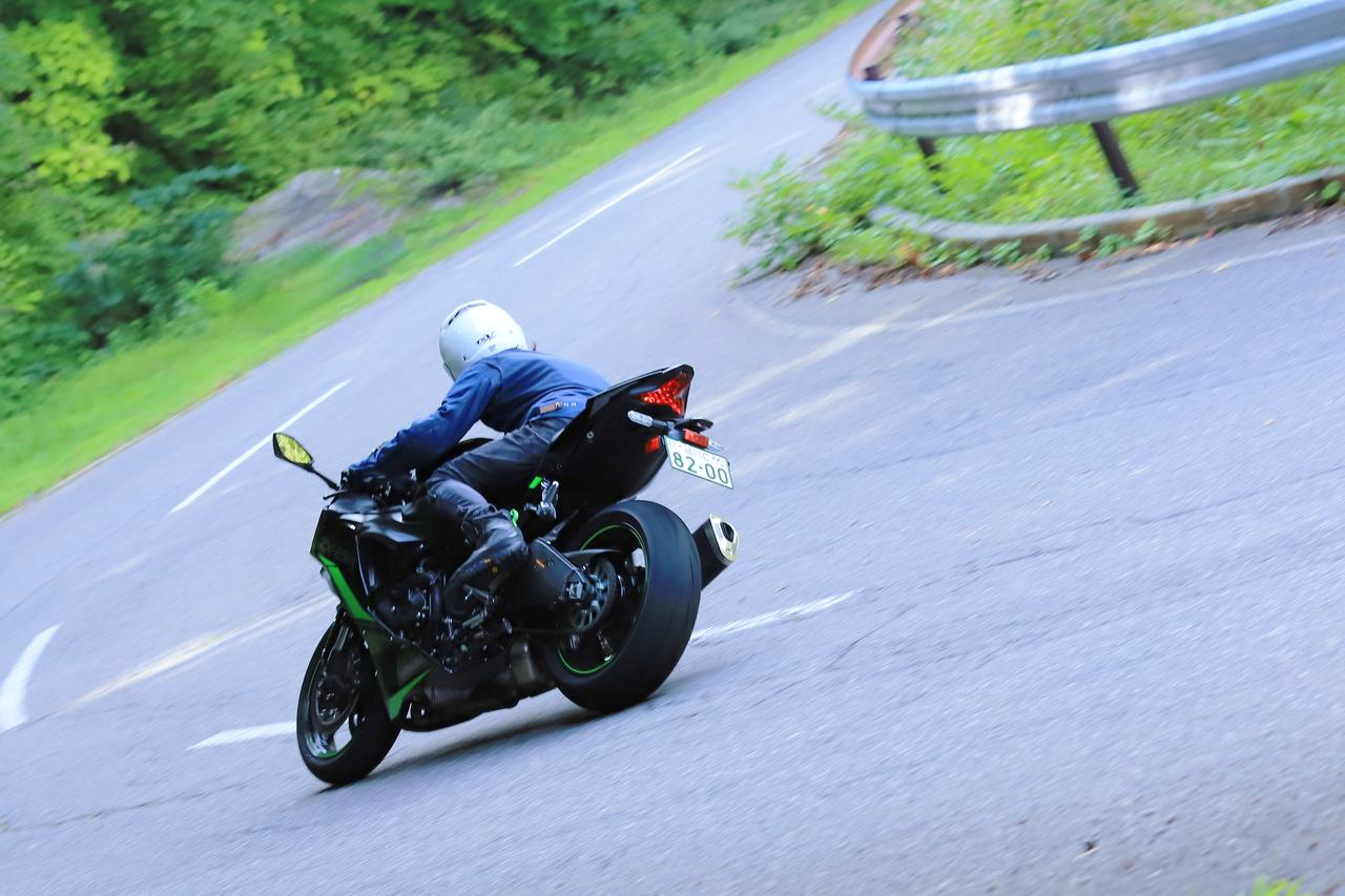 画像3: 全域トルクアップで多様なワインディングに対応できる!