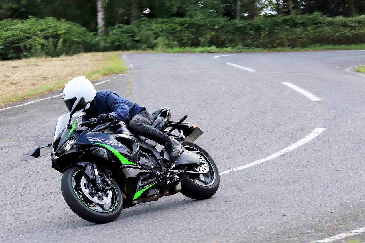 画像1: 「排気量636cc」がもたらす公道での充実感