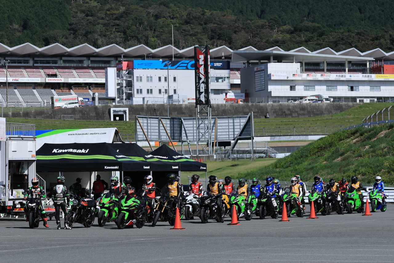 画像2: 「KAZE Let's Ride オンロード」が富士スピードウェイで開催! 初めてのサーキット走行を豪華なインストラクター陣がサポート【イベントレポート】