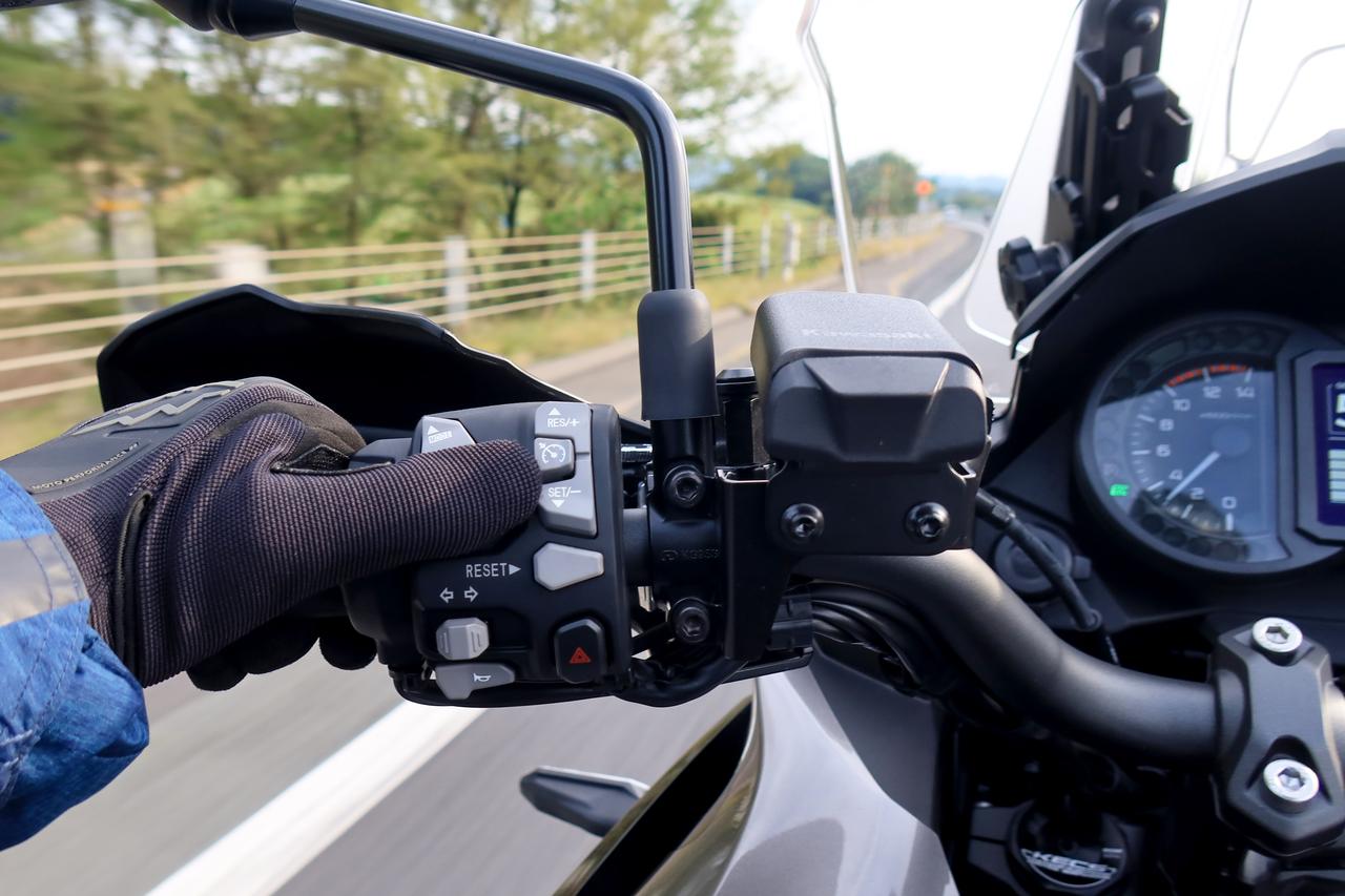 画像: ▲クルーズコントロールは左手親指で操作します。