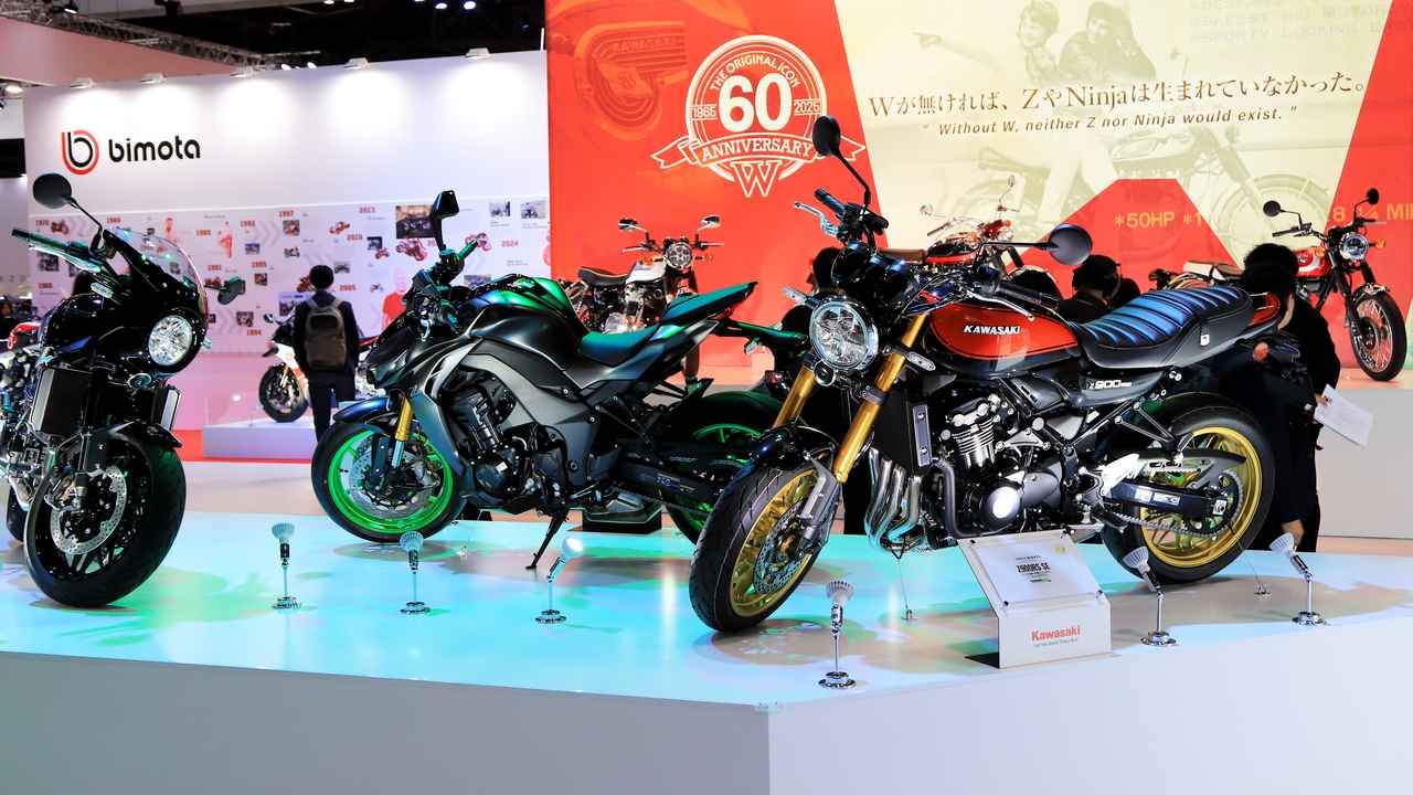 画像3: 新型「Z900RS」シリーズを世界初公開! Japan Mobility Show 2025のカワサキブースは見どころ満載|若月佑美さんはいち早く初公開モデルにタッチ