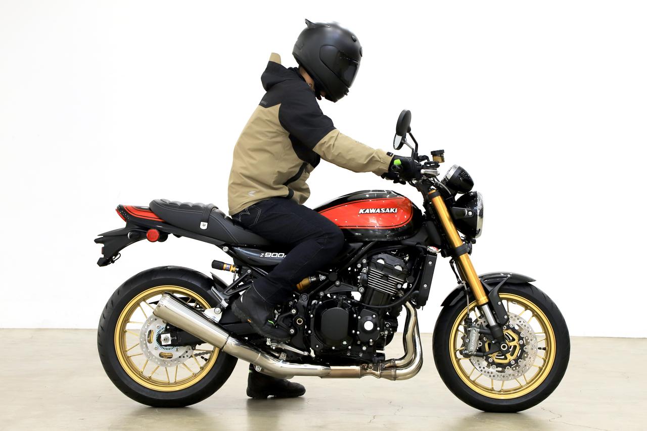 画像: 新型「Z900RS SE」 ライダーの身長・体重:175cm・73kg