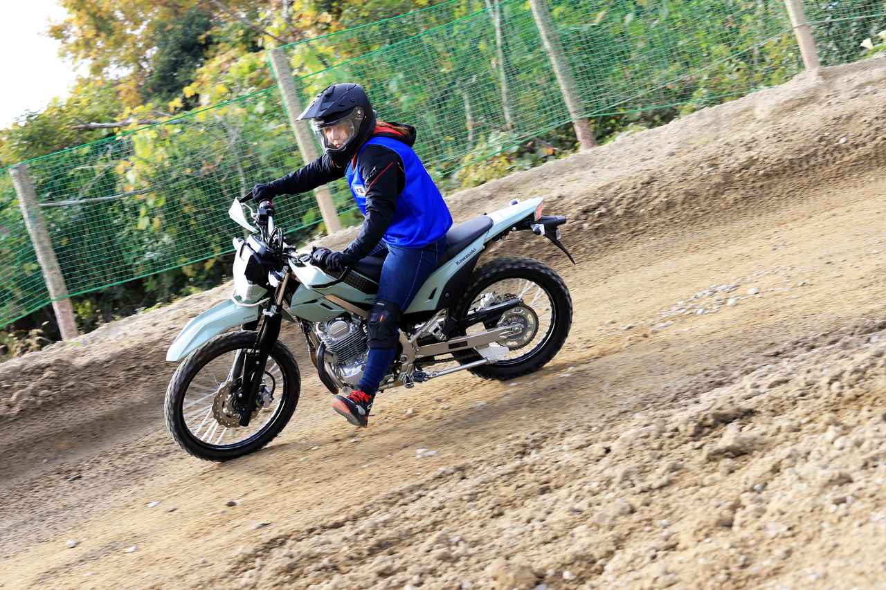 画像1: ▲コースを走ったことがなかったので、慣れてきたらちょこっと足を上げてみたり……と、自由に走行できてとても楽しかったです!