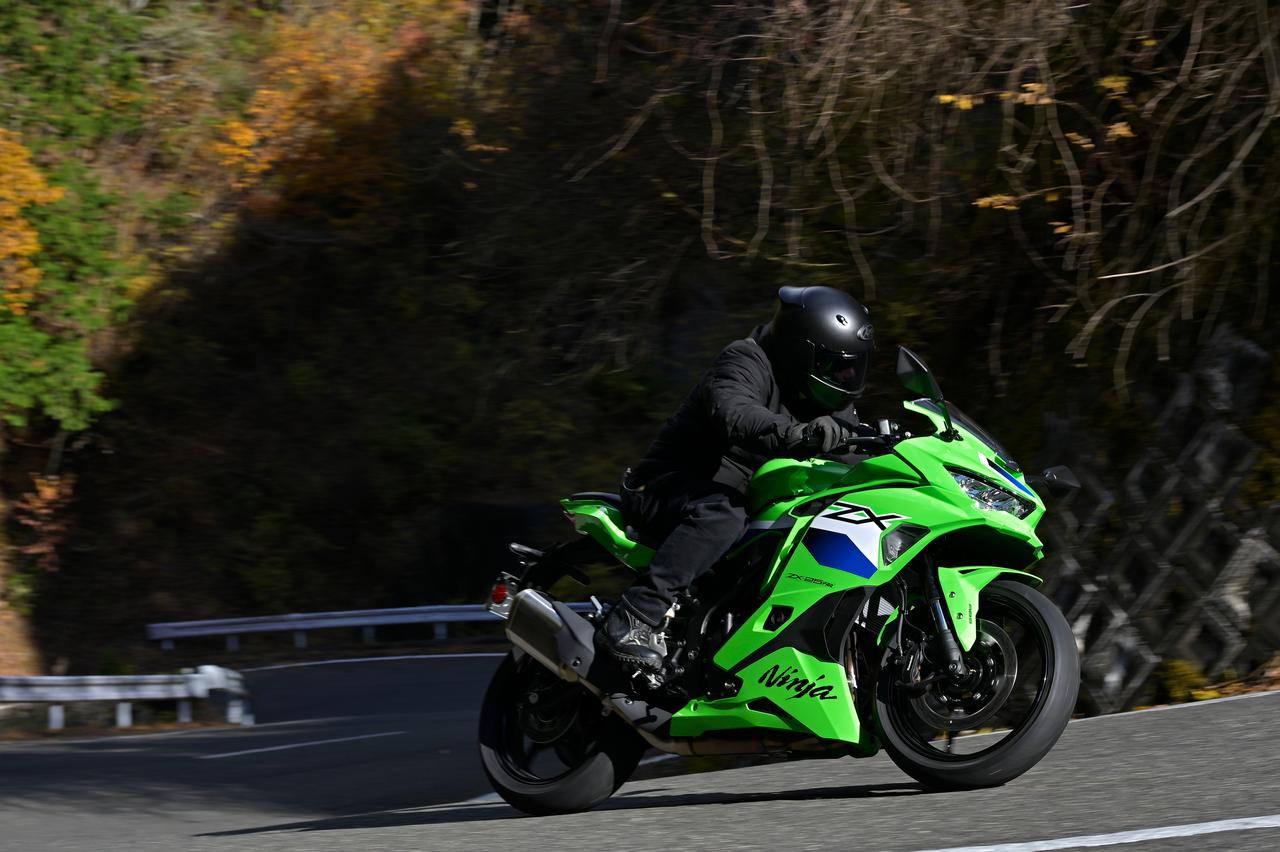 画像3: Ninja ZX-25RRで旅を愉しむ|250cc・4気筒スーパースポーツのスペシャリティはあらゆる道で感じられる【ツーリングレポート】