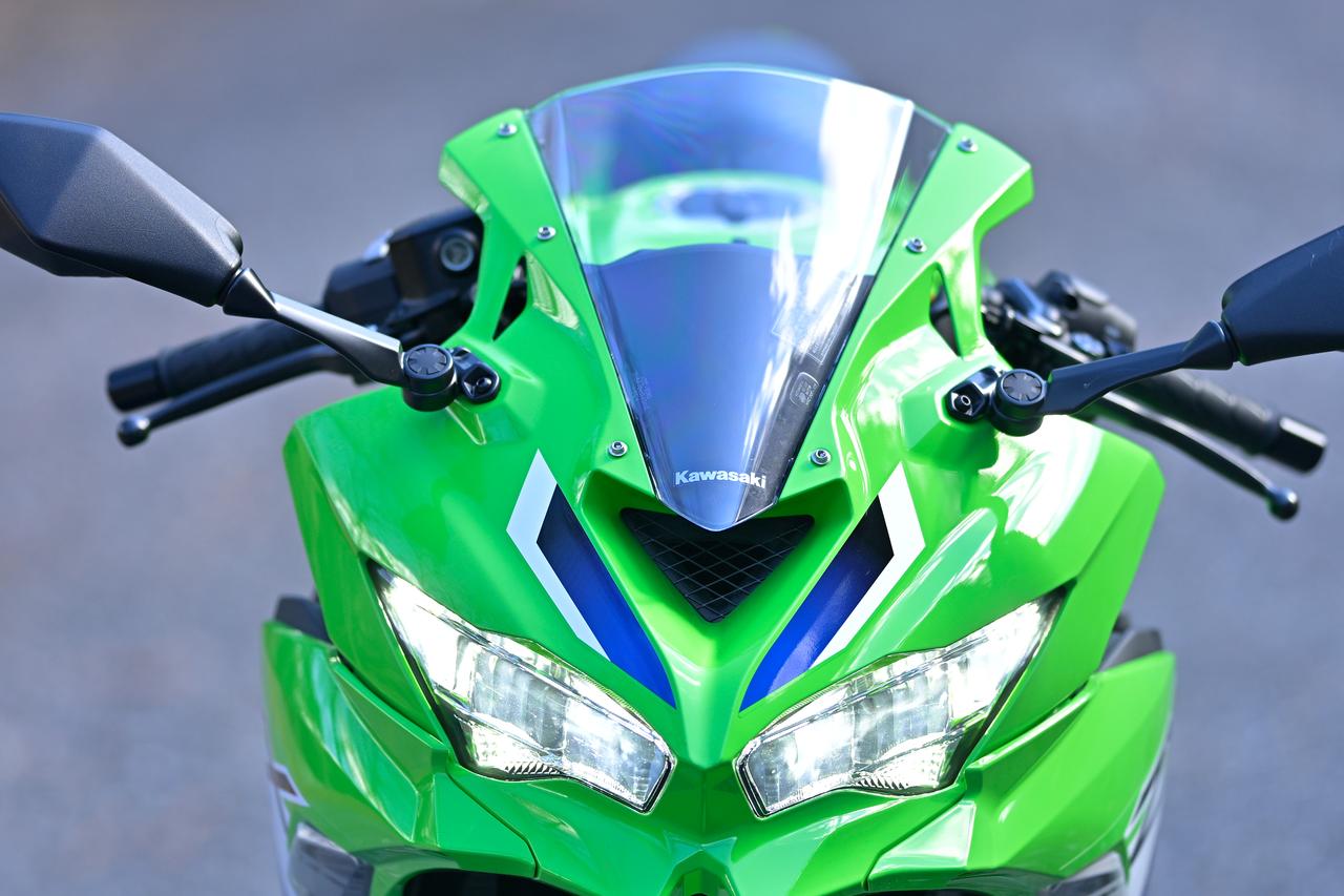 画像: 「Ninja ZX-25R SE」との違いは？
