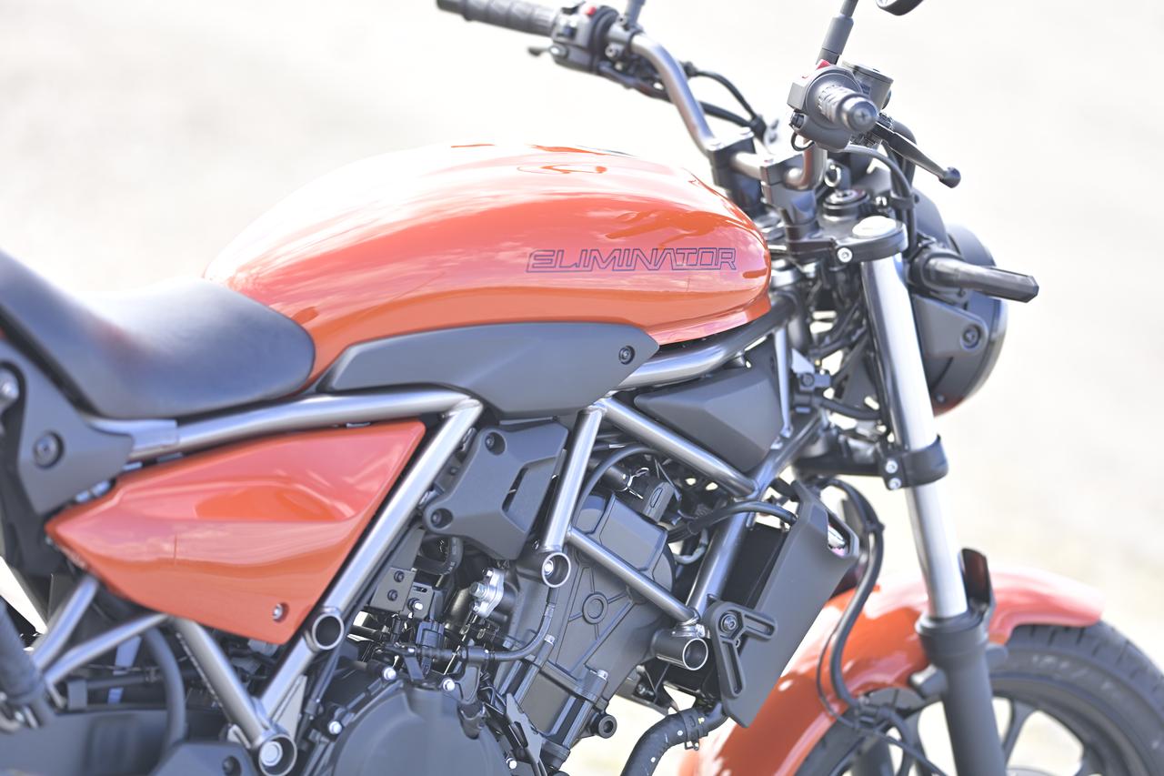 画像: 朝の海ほたるPA