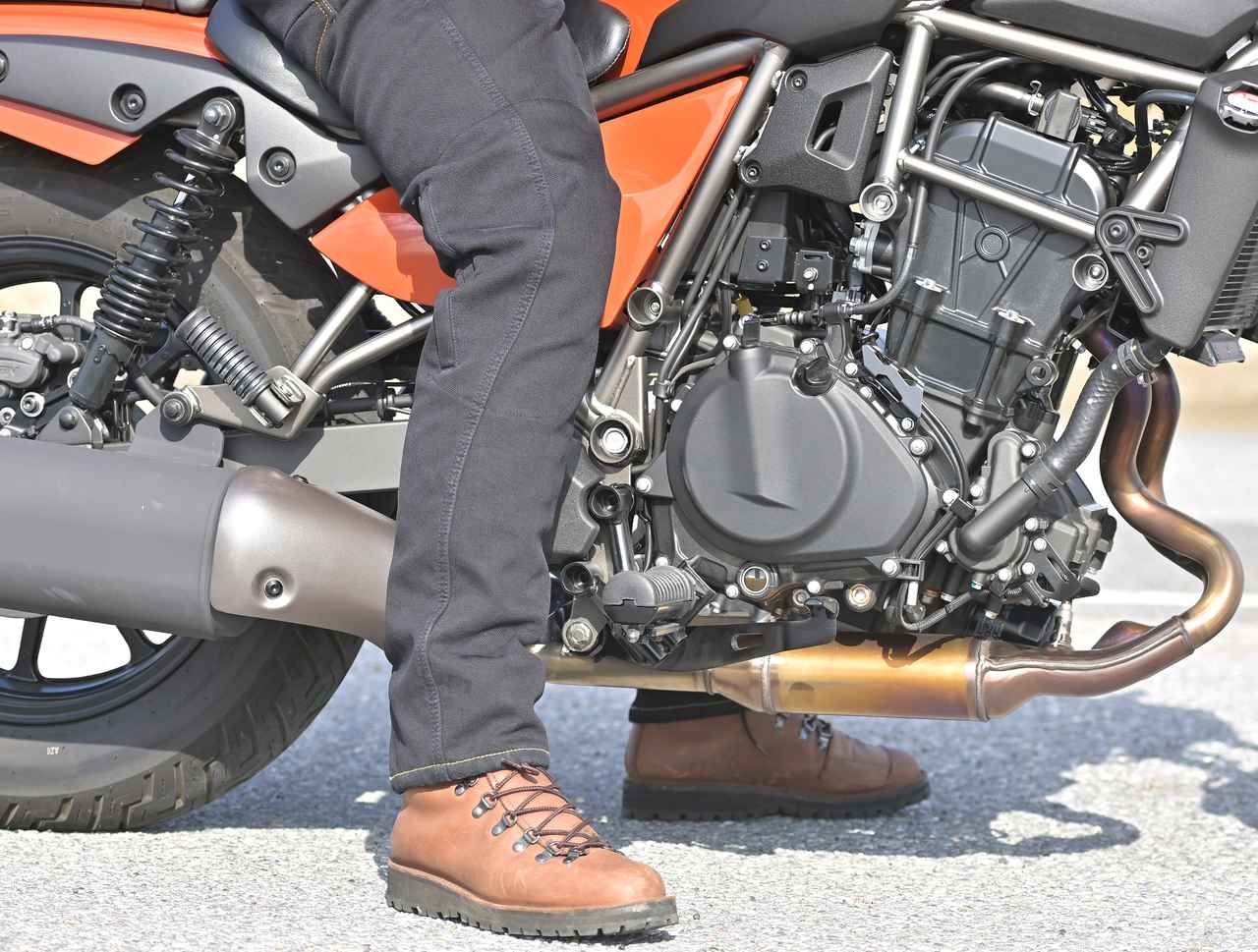 画像2: シート高：735mm ライダーの身長・体重：175cm・70kg