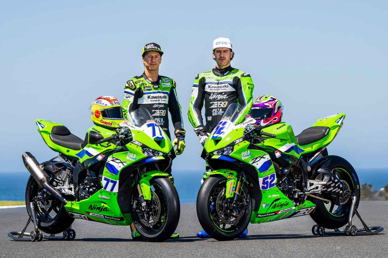 画像: ▲（左から）#77 ドミニク・エガーター選手、#52 ジェレミー・アルコバ選手。