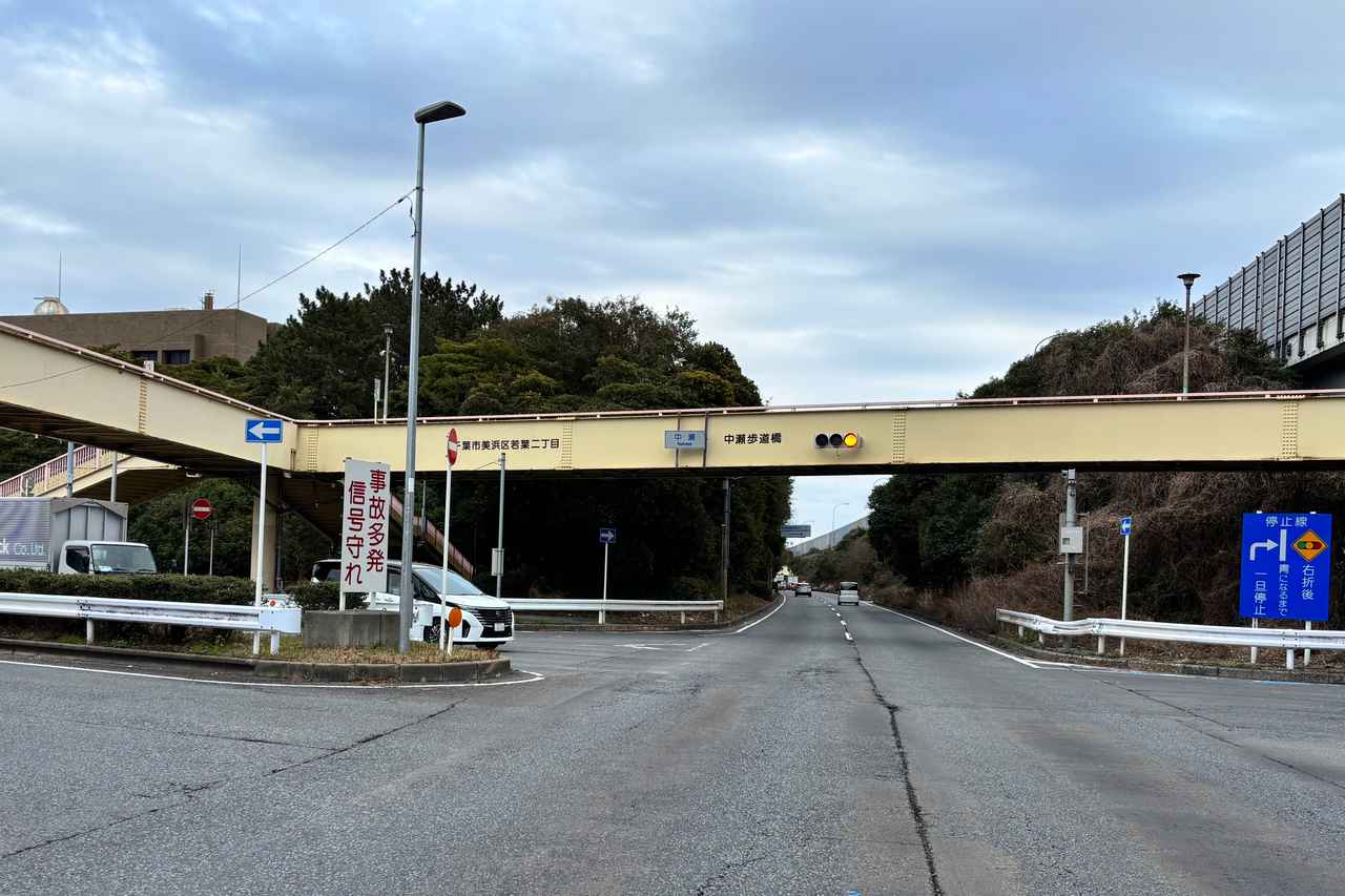 画像1: 片道60kmの“通勤”、スーパースポーツでもできる？ Ninja ZX-4RRで街乗り・ツーリングレポート