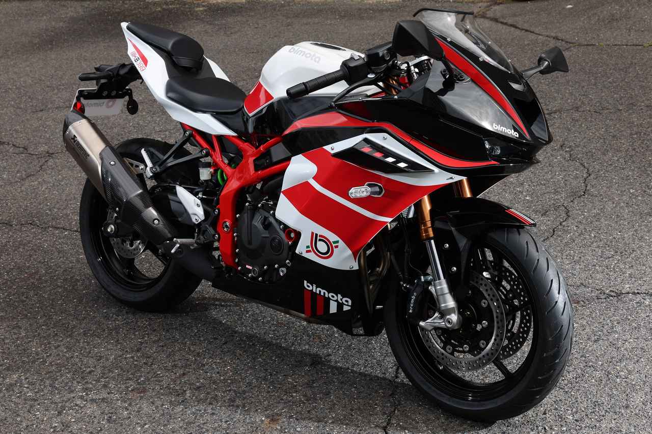 画像1: サーキットを見据えた妥協なき足まわりを備え、2つのグレードを展開