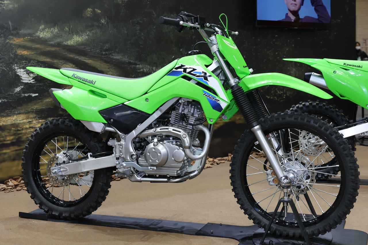 画像: Kawasaki KLX140R L(2026年モデル)/発売日:2025年12月1日/税込価格:46万4200円 ▶▶▶製品情報はこちら