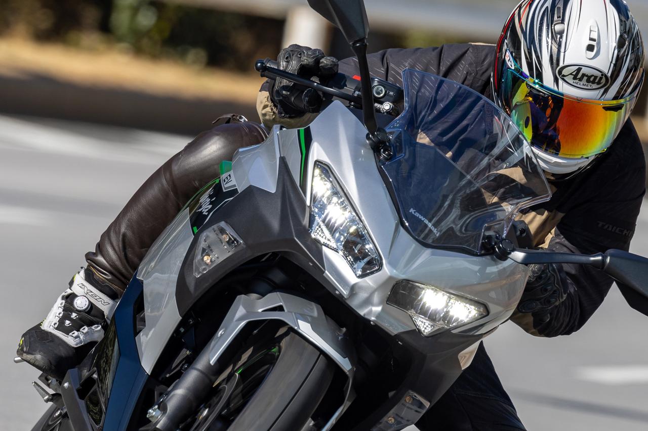 画像1: eブーストの強烈な加速！ 250ccクラスに匹敵する新感覚スポーツ