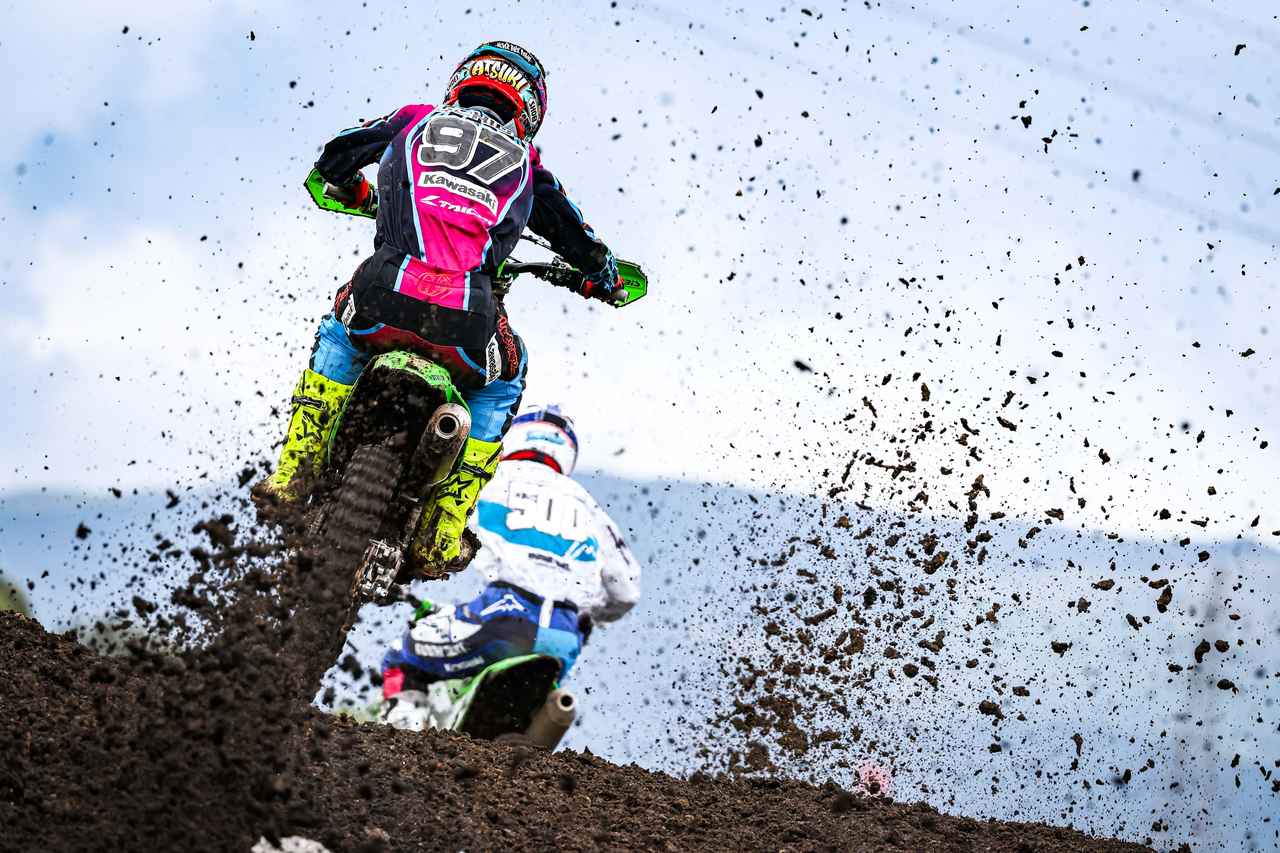 画像1: ファクトリーの意地、表彰台に迫る力走