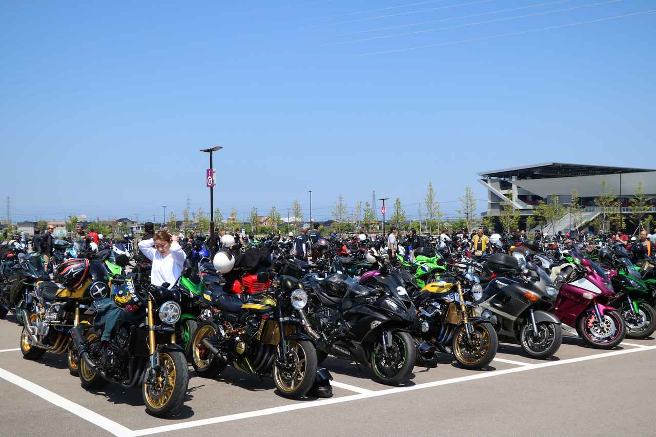 画像2: 首都圏から離れても大盛況! 世代を超えて集まった1000台のカワサキ車