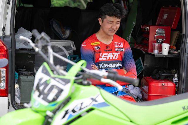 画像1: 限りなくレーサーに近いファンモデル（能塚智寛選手）
