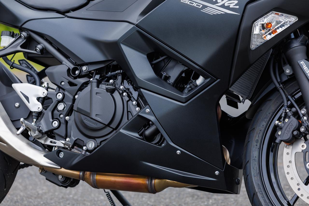 画像4: 免許の壁を越えてでも乗りたい! Z500&Ninja 500に乗ってわかった「400ccにはない」驚きのゆとり【ショートインプレ】