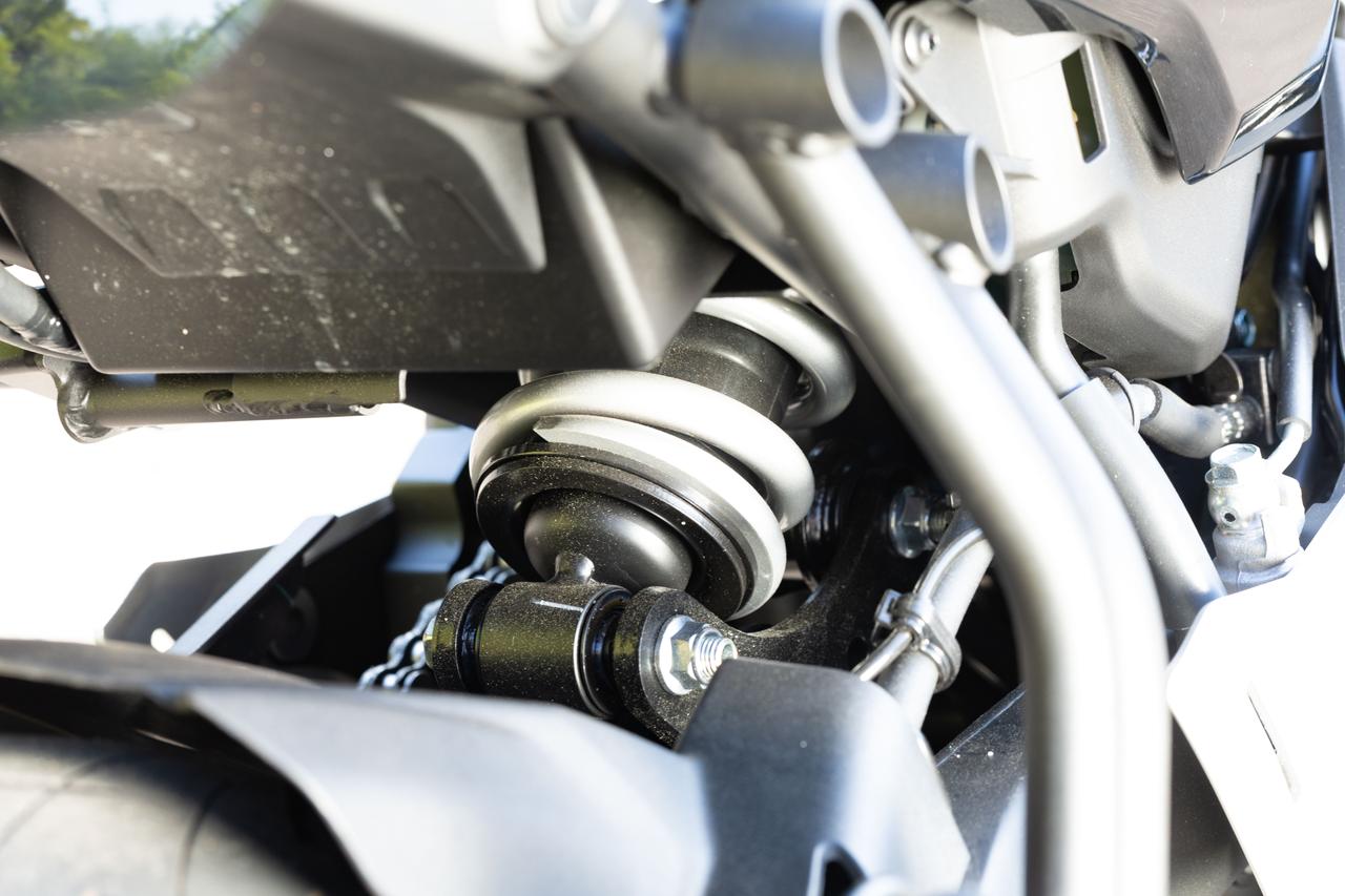 画像2: 「Z650RS」の魅力10選｜軽量＆コンパクトだけじゃない、“ちょうどよさ”がここにある。
