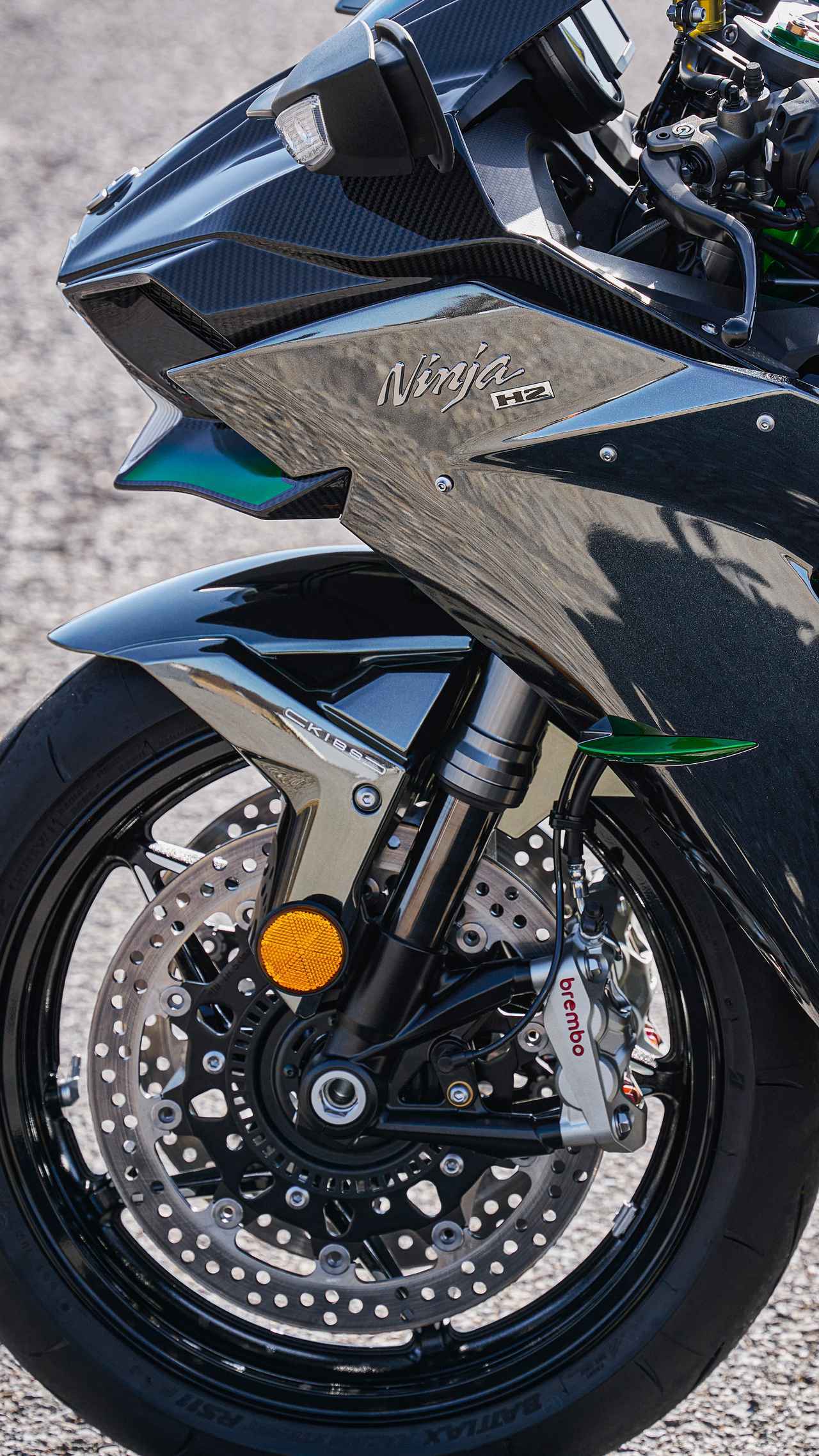 画像4: 新型「Ninja H2 CARBON」発表! 進化したスーパーチャージド・フラッグシップを解説|エンジン・電子制御・足まわり・スタイリングをまとめてチェック