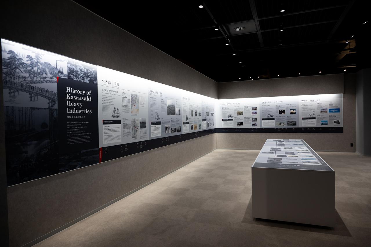 画像1: 回遊式ディスプレイで多角的な事業を網羅する、新生「パネル展示コーナー」