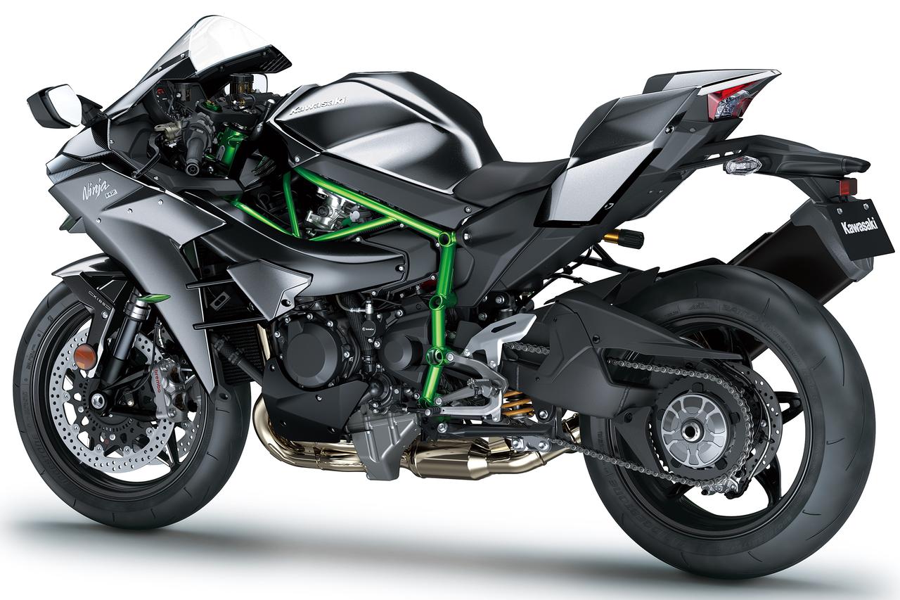 画像4: Kawasaki Ninja H2 CARBON 2027年モデル 総排気量:998cm³ エンジン形式:水冷4ストロークDOHC4バルブ並列4気筒 シート高:825mm 車両重量:238kg 発売予定日:2027年1月23日(土) 税込価格:418万円 ▶▶▶製品ページはこちら