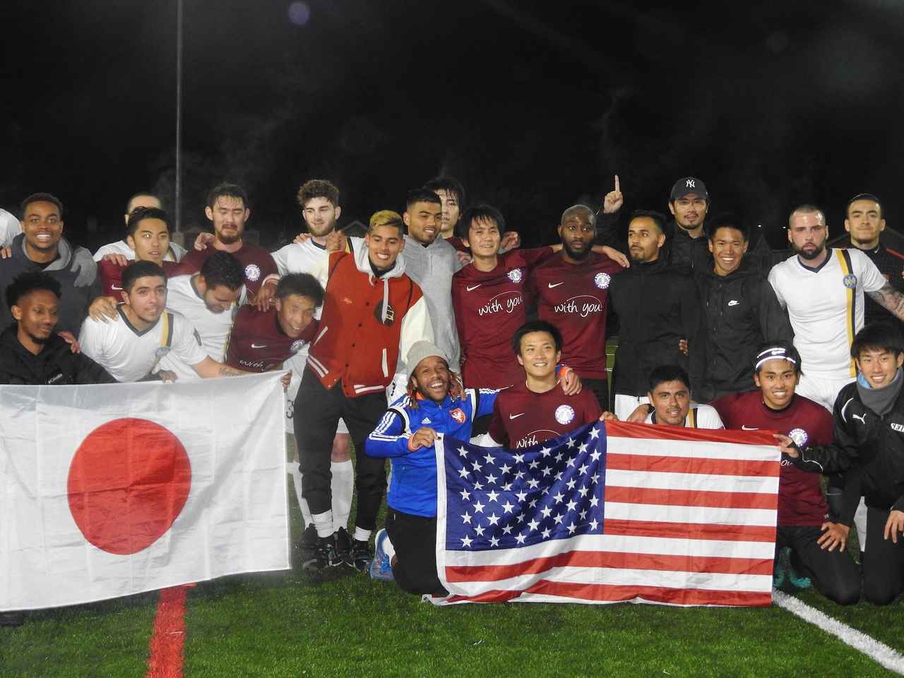 画像2: 引退後は中学教諭に赴任も「サッカーに代わる何かをいつも探していた」